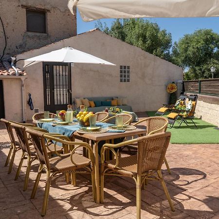 הוילה Trescasas La Casa De La Abuela Mari מראה חיצוני תמונה