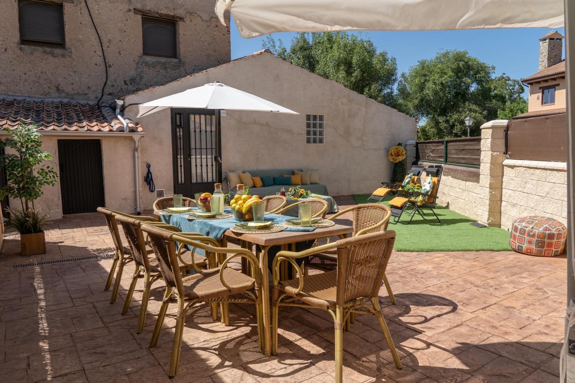 הוילה Trescasas La Casa De La Abuela Mari מראה חיצוני תמונה